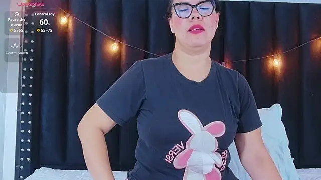 Snapshot of hotlatinateacher chatting on October 2025 11:55:01 AM hotlatinateacher online show from October 2025 11:55:01 AM