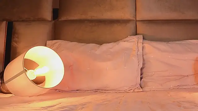 angelinepossy online show from November 2025 09:59:01 PM