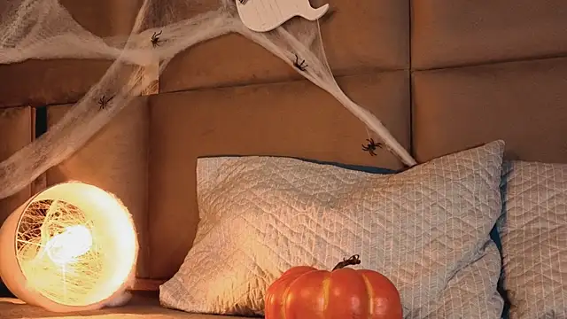 angelinepossy online show from October 2025 09:58:01 PM