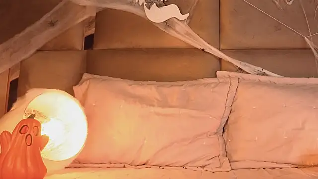 angelinepossy online show from October 2025 09:48:02 PM