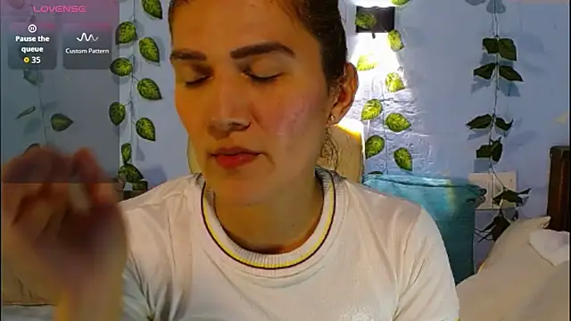 venus swet  online show from June 2026 02:40:01 AM