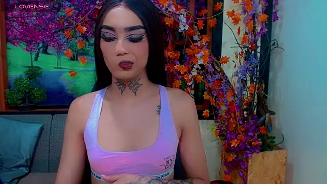 Snapshot of Angel21___ chatting on October 2025 12:39:02 PM Angel21 online show from October 2025 12:39:02 PM