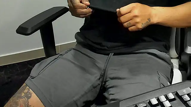 stebankechima online show from November 2025 11:09:01 PM