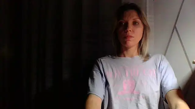 Snapshot of VelvetLove287 chatting on February 2025 09:37:01 PM VelvetLove287 online show from February 2025 09:37:01 PM