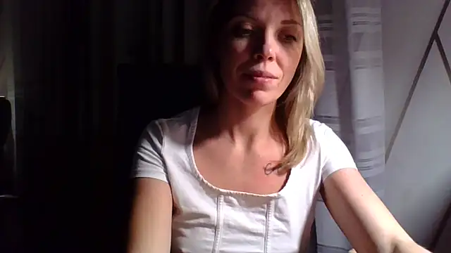 VelvetLove287 online show from February 2026 07:59:02 PM