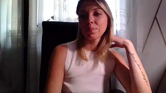 VelvetLove287 online show from December 2025 08:08:02 AM