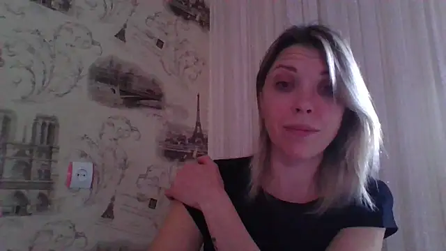 Snapshot of VelvetLove287 chatting on March 2025 03:50:02 PM VelvetLove287 online show from March 2025 03:50:02 PM