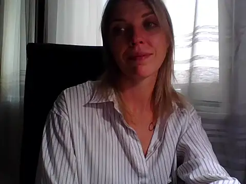 Snapshot of VelvetLove287 chatting on October 2025 09:21:01 AM VelvetLove287 online show from October 2025 09:21:01 AM
