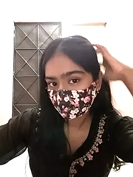 Snapshot of Arisha- chatting on October 2025 06:31:02 PM Arisha- online show from October 2025 06:31:02 PM