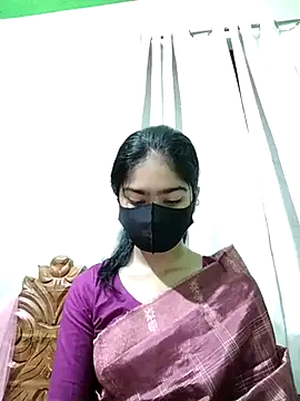 Snapshot of Arisha- chatting on February 2025 11:19:02 PM Arisha- online show from February 2025 11:19:02 PM