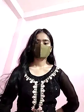 Snapshot of Arisha- chatting on September 2025 06:19:02 PM Arisha- online show from September 2025 06:19:02 PM