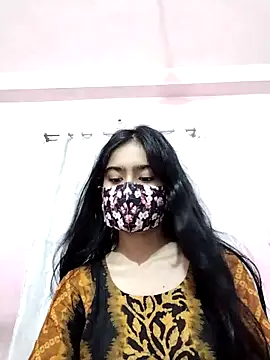 Snapshot of Arisha- chatting on September 2025 03:04:01 PM Arisha- online show from September 2025 03:04:01 PM