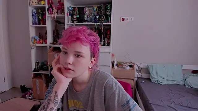 School Love online show from January 2026 07:12:02 AM