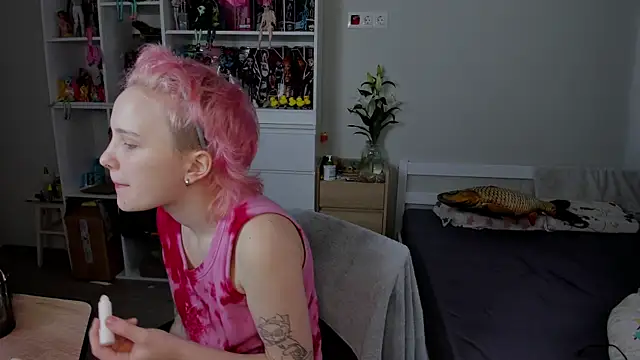 School Love online show from December 2025 07:13:02 AM