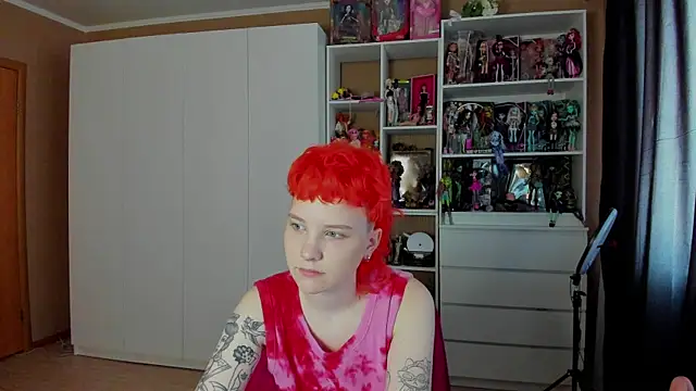School Love online show from May 2026 07:07:02 AM