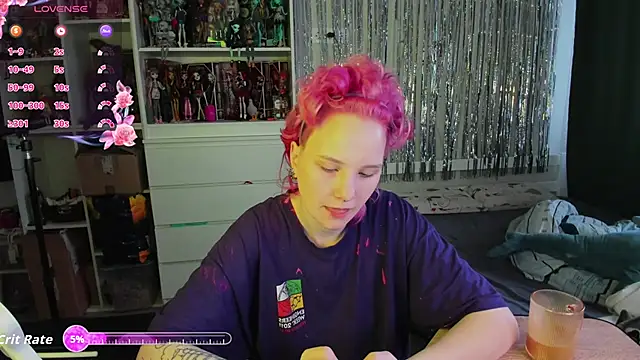 School Love online show from April 2026 07:14:01 AM