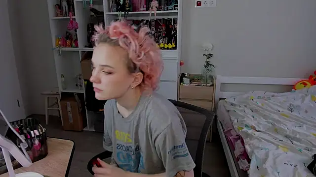 School Love online show from November 2025 07:07:01 AM