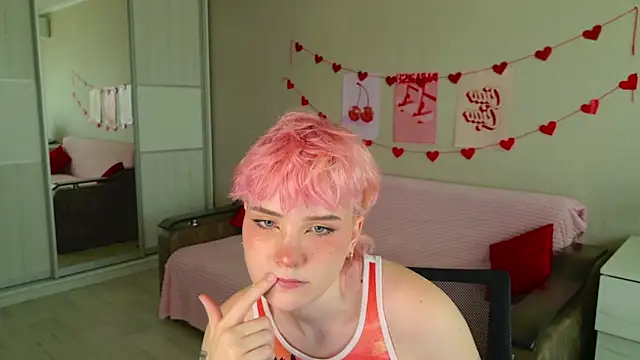 Snapshot of School_Love chatting on September 2025 11:04:02 AM School Love online show from September 2025 11:04:02 AM