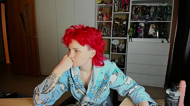School Love online show from April 2026 07:16:01 AM
