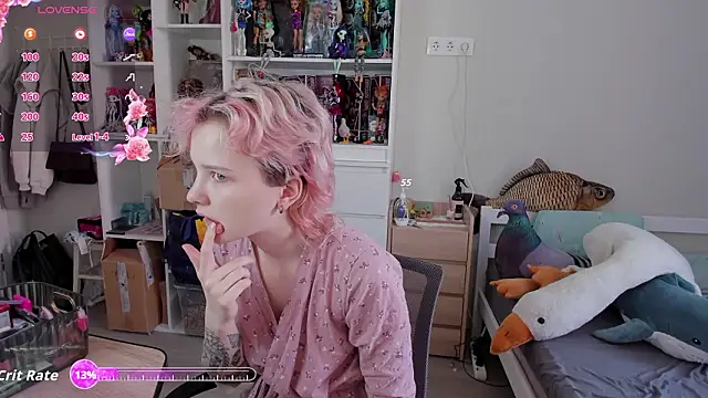 School Love online show from February 2026 07:05:01 AM