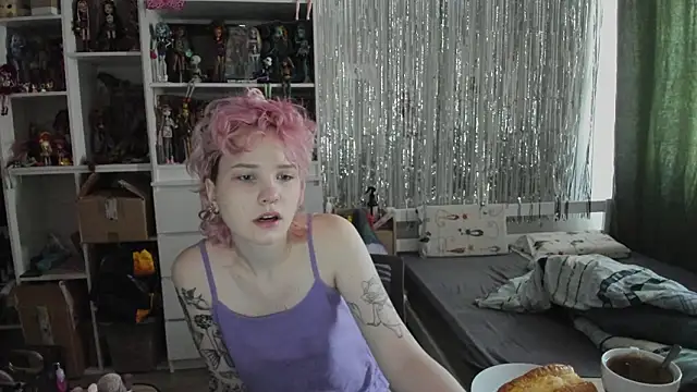 School Love online show from March 2026 07:10:02 AM