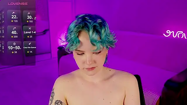 Snapshot of School_Love chatting on February 2025 04:07:01 PM School Love online show from February 2025 04:07:01 PM