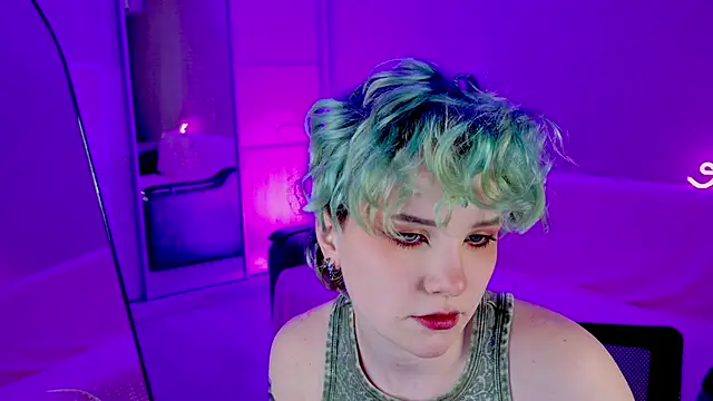 Snapshot of School_Love chatting on January 2025 01:13:01 PM School Love online show from January 2025 01:13:01 PM