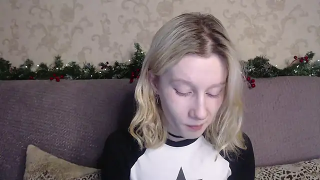 EnigmaSee online show from December 2025 02:00:02 AM