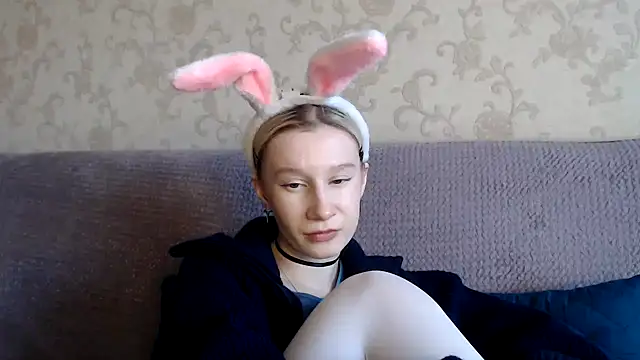 EnigmaSee online show from November 2025 02:49:01 AM