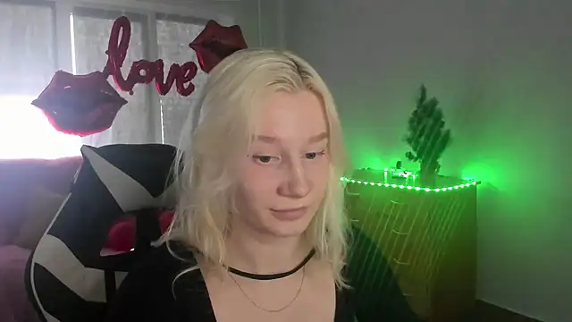 EnigmaSee online show from March 2026 01:55:02 AM