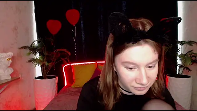 EnigmaSee online show from March 2025 04:45:02 AM