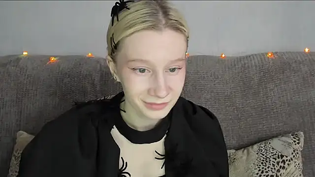 EnigmaSee online show from November 2025 05:45:02 AM