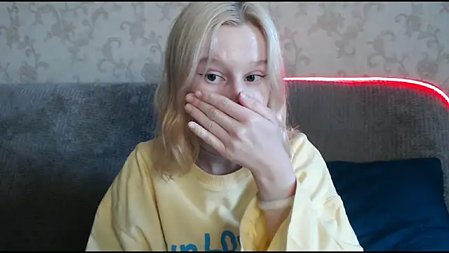 EnigmaSee online show from October 2025 08:27:02 AM