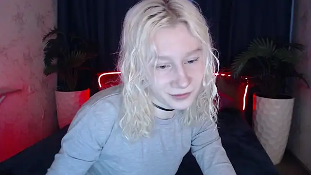 EnigmaSee online show from April 2026 02:18:02 AM