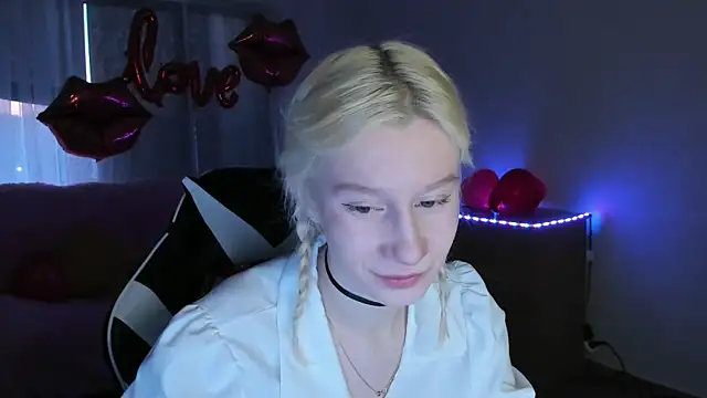 EnigmaSee online show from February 2026 01:28:01 AM