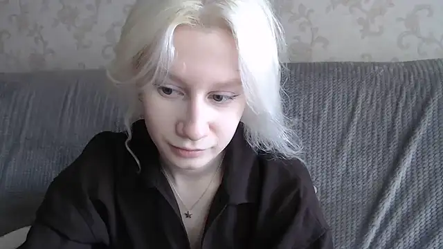 Snapshot of EnigmaSee chatting on June 2026 08:47:02 AM EnigmaSee online show from June 2026 08:47:02 AM