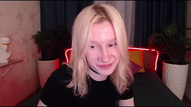 EnigmaSee online show from October 2025 10:47:01 AM