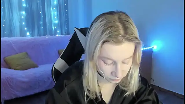 EnigmaSee online show from December 2025 01:08:02 AM