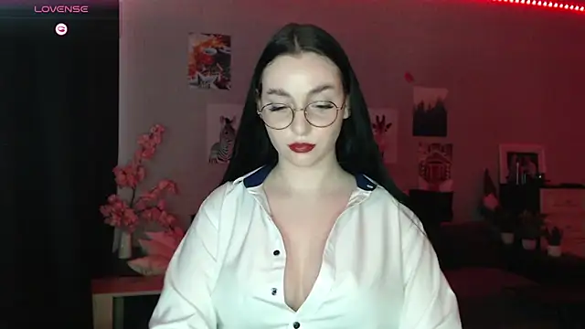 Fluffy Tiffy online show from March 2025 03:22:02 AM