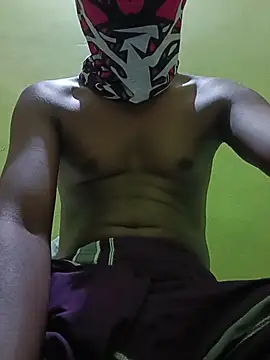 Snapshot of Duskygirl8 chatting on May 2026 05:33:01 PM Duskygirl8 online show from May 2026 05:33:01 PM