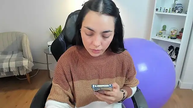  BellaEvans  online show from January 2026 05:36:02 AM