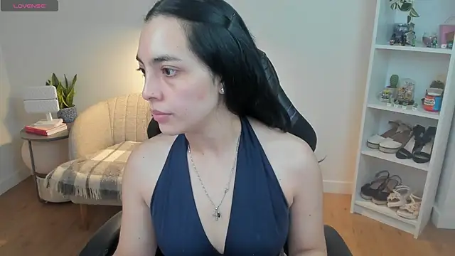  BellaEvans  online show from April 2026 04:52:02 AM