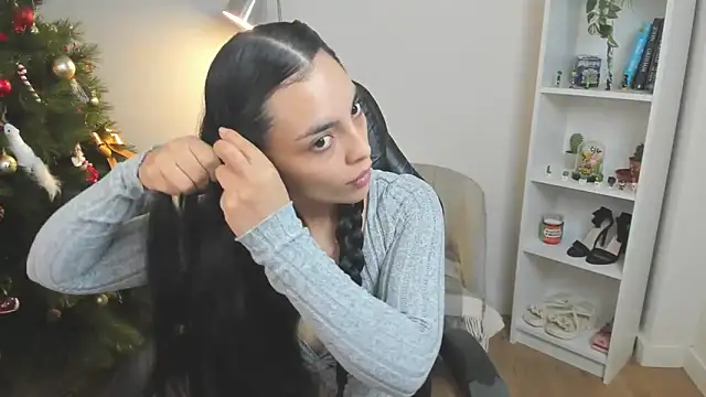  BellaEvans  online show from December 2025 05:56:02 AM