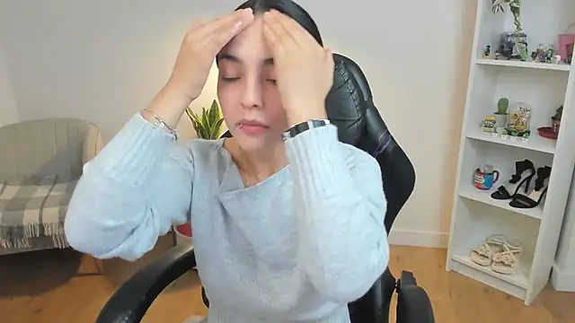  BellaEvans  online show from February 2026 05:40:02 AM