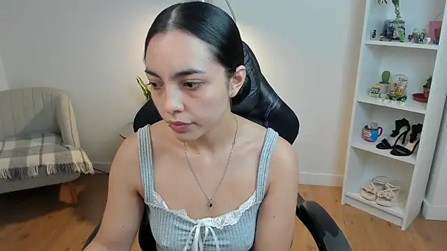  BellaEvans  online show from February 2026 05:51:01 AM