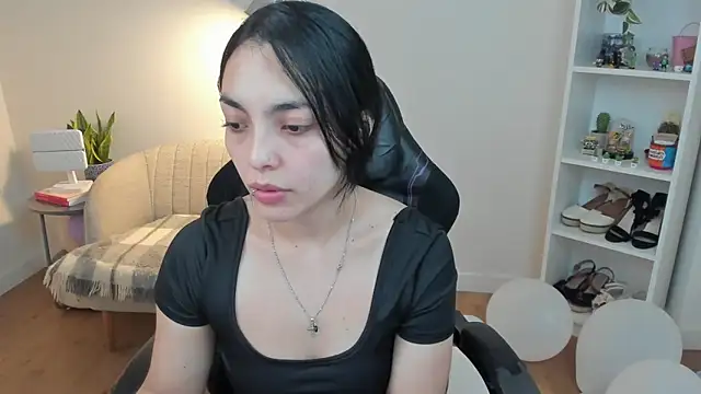  BellaEvans  online show from April 2026 04:50:04 AM