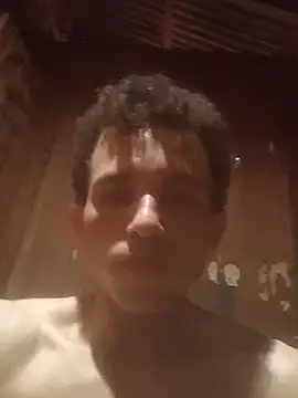 Snapshot of jhonmenas14 chatting on October 2025 05:13:02 PM jhonmenas14 online show from October 2025 05:13:02 PM