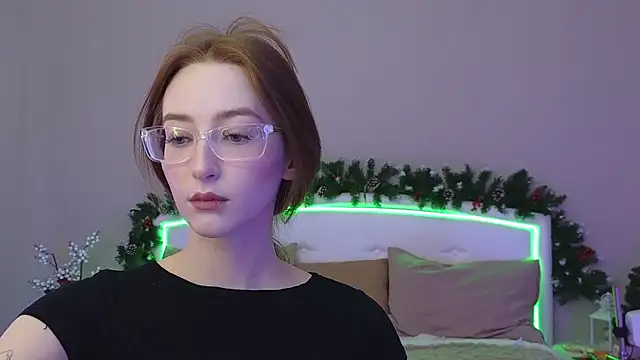 Snapshot of MichaDenver chatting on January 2026 05:34:02 AM MichaDenver online show from January 2026 05:34:02 AM