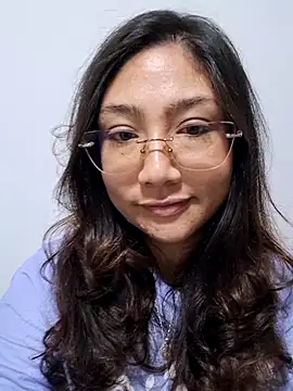 Mia Ruiz online show from November 2025 02:16:02 AM