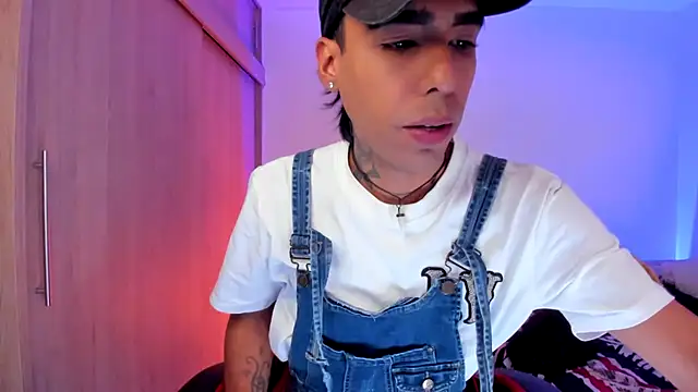 aldrinwhite online show from February 2026 04:59:01 PM